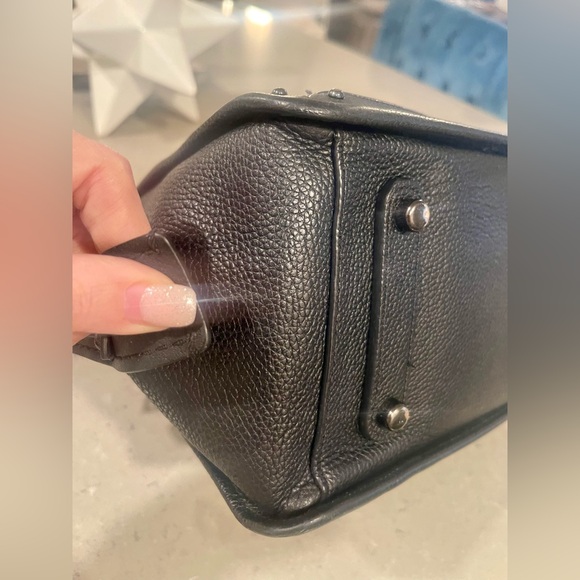 Gorgeous Rare 💯Authentic Coach Dreamers 36 Bag ✨🖤 - Picture 9 of 10